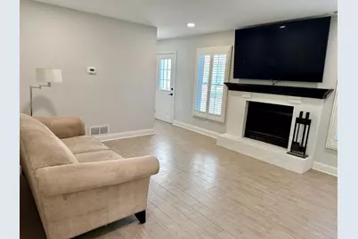 455 Kensington Court, Naperville, IL 60563 - Photo 5