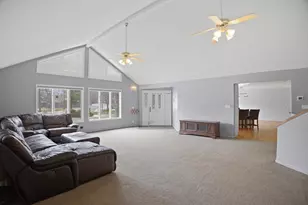 23203 N Prairie Ln, Lincolnshire, IL 60069 - Photo 5