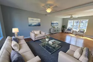 4 Joseph Ct, Midlothian, IL 60445 - Photo 3