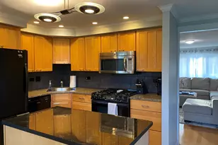 717 Slingerland Dr, Schaumburg, IL 60193 - Photo 7