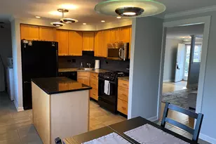 717 Slingerland Dr, Schaumburg, IL 60193 - Photo 9