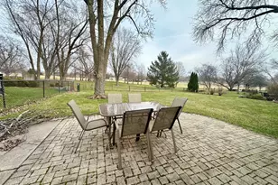 717 Slingerland Dr, Schaumburg, IL 60193 - Photo 19