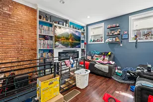 1314 W 18th Pl, Chicago, IL 60608 - Photo 5