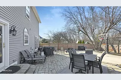 2549 River Woods Drive, Naperville, IL 60565 - Photo 33