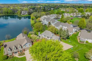 8 Heaton Ct, Sugar Grove, IL 60554 - Photo 3