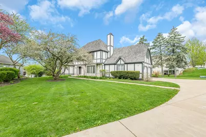8 Heaton Court, Sugar Grove, IL 60554 - Photo 1