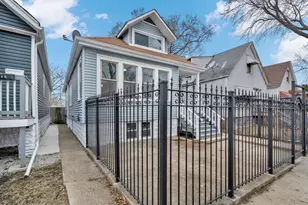 5756 S Seeley Ave, Chicago, IL 60636 - Photo 1