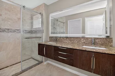 1108 Oxford Court, Oakbrook Terrace, IL 60181 - Photo 29