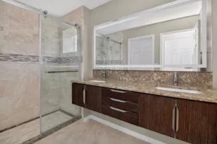 1108 Oxford Ct, Oakbrook Terrace, IL 60181 - Photo 29