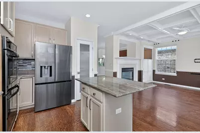 1108 Oxford Court, Oakbrook Terrace, IL 60181 - Photo 13