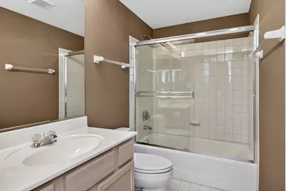 1108 Oxford Court, Oakbrook Terrace, IL 60181 - Photo 33