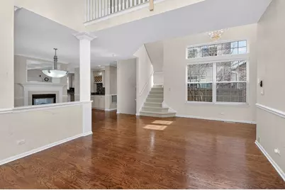 1108 Oxford Court, Oakbrook Terrace, IL 60181 - Photo 5