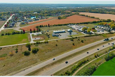 1592 N 30th Road #3, Ottawa, IL 61350 - Photo 7