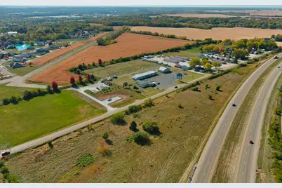 1592 N 30th Road #3, Ottawa, IL 61350 - Photo 5