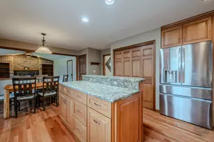 2413 Flambeau Dr, Naperville, IL 60564 - Photo 13