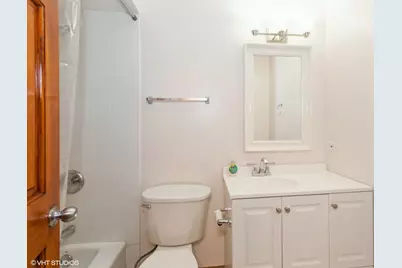 8885 Dryden Street, Woodridge, IL 60517 - Photo 19