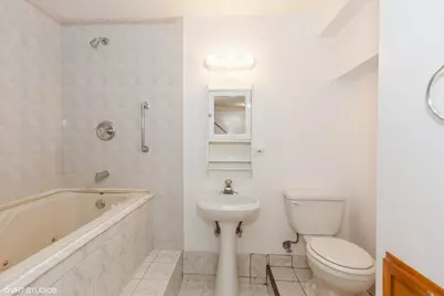 8885 Dryden Street, Woodridge, IL 60517 - Photo 27