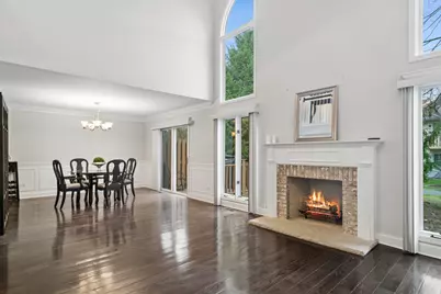 659 N Walden Drive, Palatine, IL 60067 - Photo 7