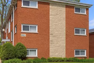 933 College Ave, Wheaton, IL 60187 - Photo 1