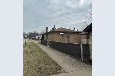 12600 S Justine Street, Calumet Park, IL 60827 - Photo 3