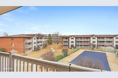 201 Gregory Street #15, Aurora, IL 60504 - Photo 17