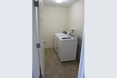 801 Parkside Lane, Yorkville, IL 60560 - Photo 27