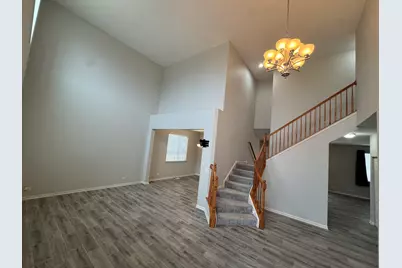 801 Parkside Lane, Yorkville, IL 60560 - Photo 3