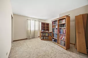 18641 Cedar Ave, Country Club Hills, IL 60478 - Photo 11