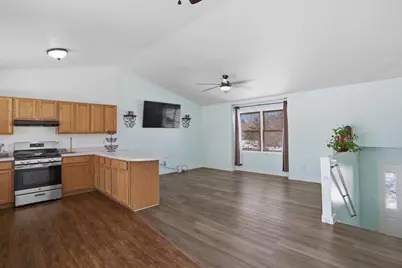 [Address not provided], Poplar Grove, IL 61065 - Photo 5