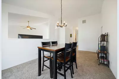 315 Thornwood Way #B, South Elgin, IL 60177 - Photo 7