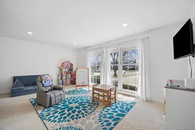 1606 W Concord Drive, Arlington Heights, IL 60004 - Photo 7