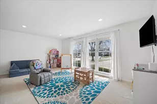 1606 W Concord Dr, Arlington Heights, IL 60004 - Photo 7