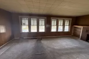 317 W 103rd Pl, Chicago, IL 60628 - Photo 3