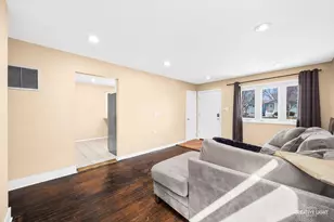 7812 Meade Ave, Burbank, IL 60459 - Photo 13