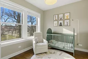 2579 W Montrose Ave, Chicago, IL 60618 - Photo 11