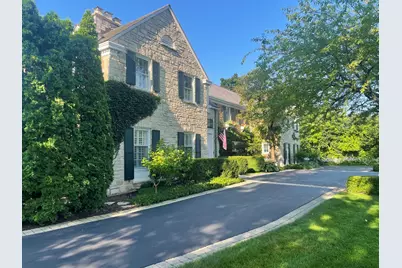 965 Castlegate Court, Lake Forest, IL 60045 - Photo 3