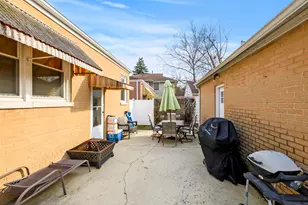 5622 N Kenneth Ave, Chicago, IL 60646 - Photo 21