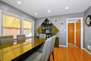 5622 N Kenneth Ave, Chicago, IL 60646 - Photo 5