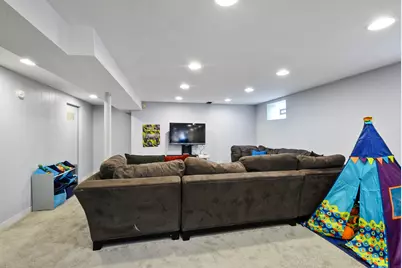 5622 N Kenneth Avenue, Chicago, IL 60646 - Photo 13