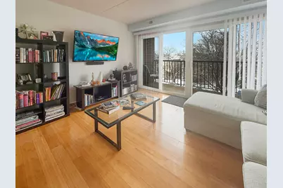 5840 W Lawrence Avenue #301, Chicago, IL 60630 - Photo 9