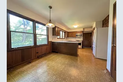 1009 Anne Road, Naperville, IL 60540 - Photo 11