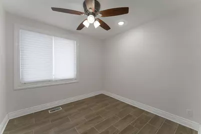 4515 W 88th Street, Hometown, IL 60456 - Photo 13