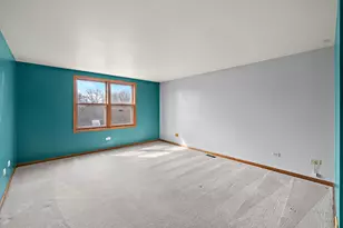 2176 Jordan Ln, Elgin, IL 60123 - Photo 33