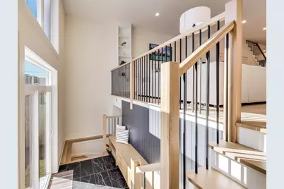 2617 W Carmen Avenue, Chicago, IL 60625 - Photo 13