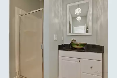 33 River Oaks Circle E, Buffalo Grove, IL 60089 - Photo 13