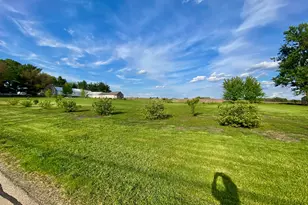 301 S Maple St, Wyanet, IL 61379 - Photo 1