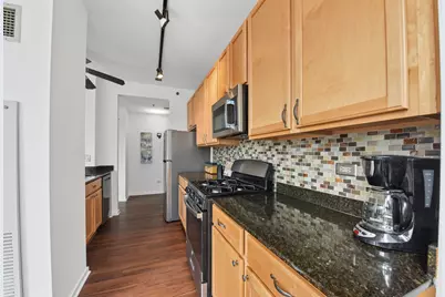 210 S Des Plaines Street #602, Chicago, IL 60661 - Photo 7