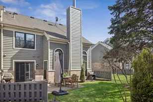 2612 Ashley Woods Dr, Westchester, IL 60154 - Photo 19