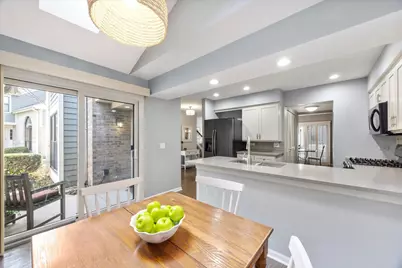 2612 Ashley Woods Drive, Westchester, IL 60154 - Photo 9