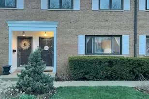 300 Duane St, Glen Ellyn, IL 60137 - Photo 1